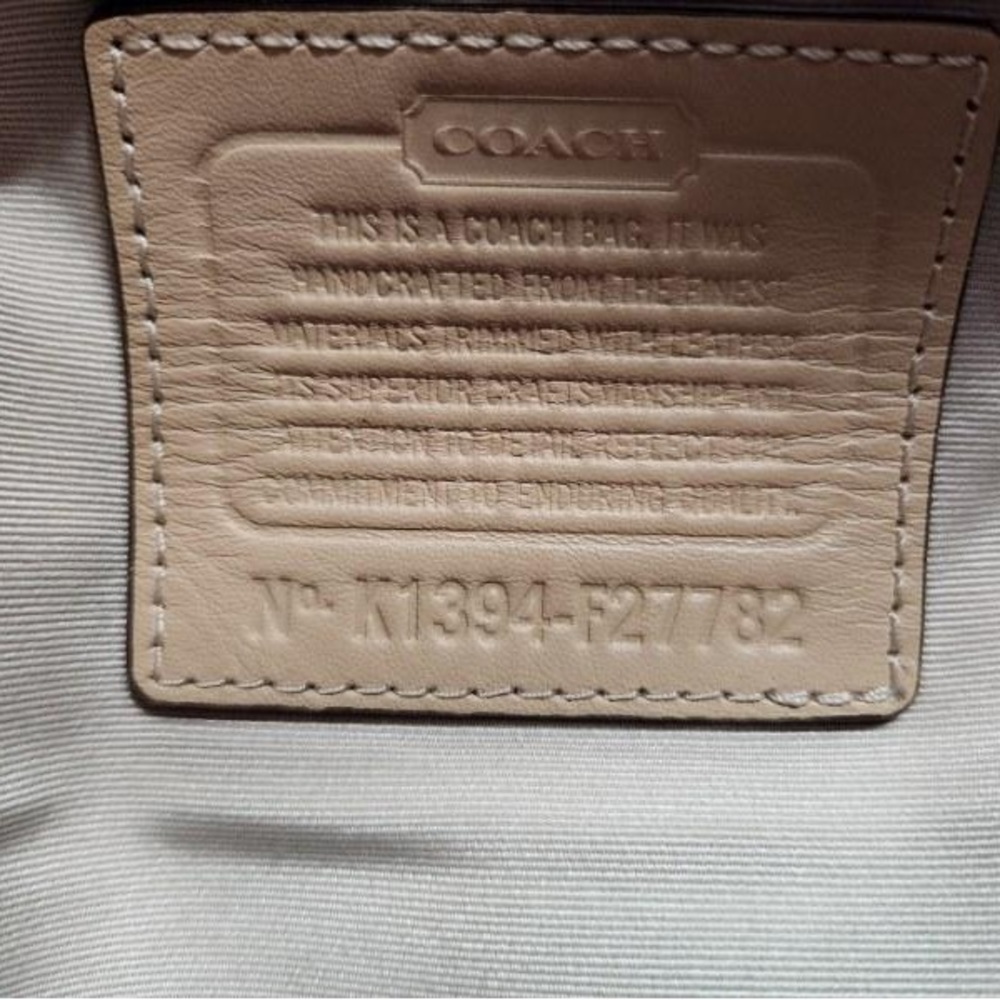 Coach Signature Stripe Shell Print Beach Starfish Canvas Beach Tote F27782 - Picture 2 of 8